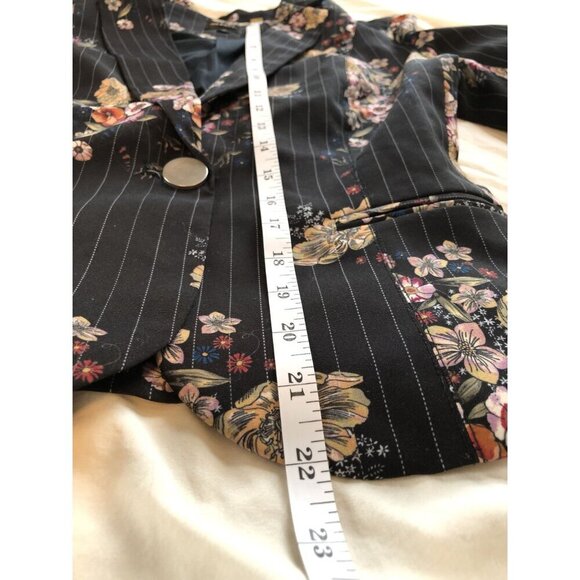 Xoxo Womens Floral Pinstripe Blazer Size M Black Ruched 3/4 Sleeves Y2k Office - Picture 9 of 9